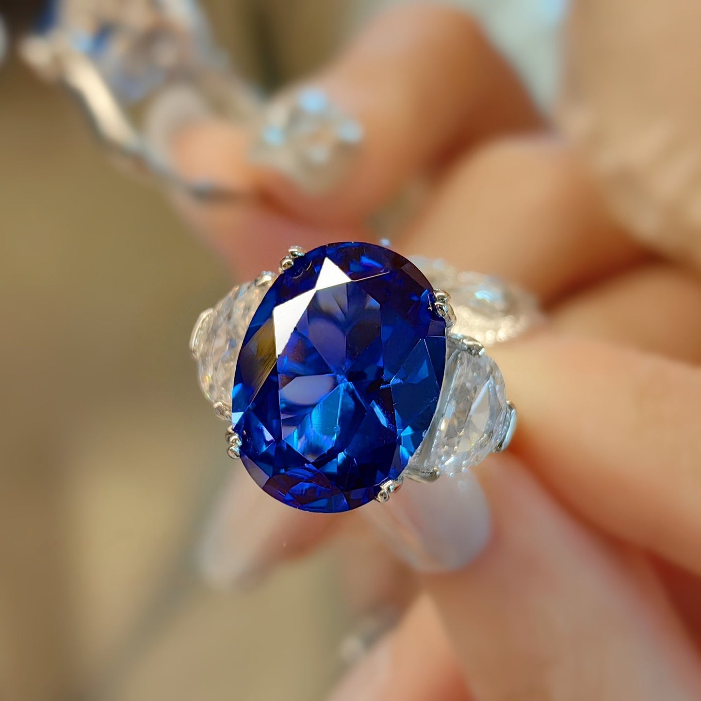 Fashionable Light Luxury Royal Blue Spinel Ring With Simple Temperament