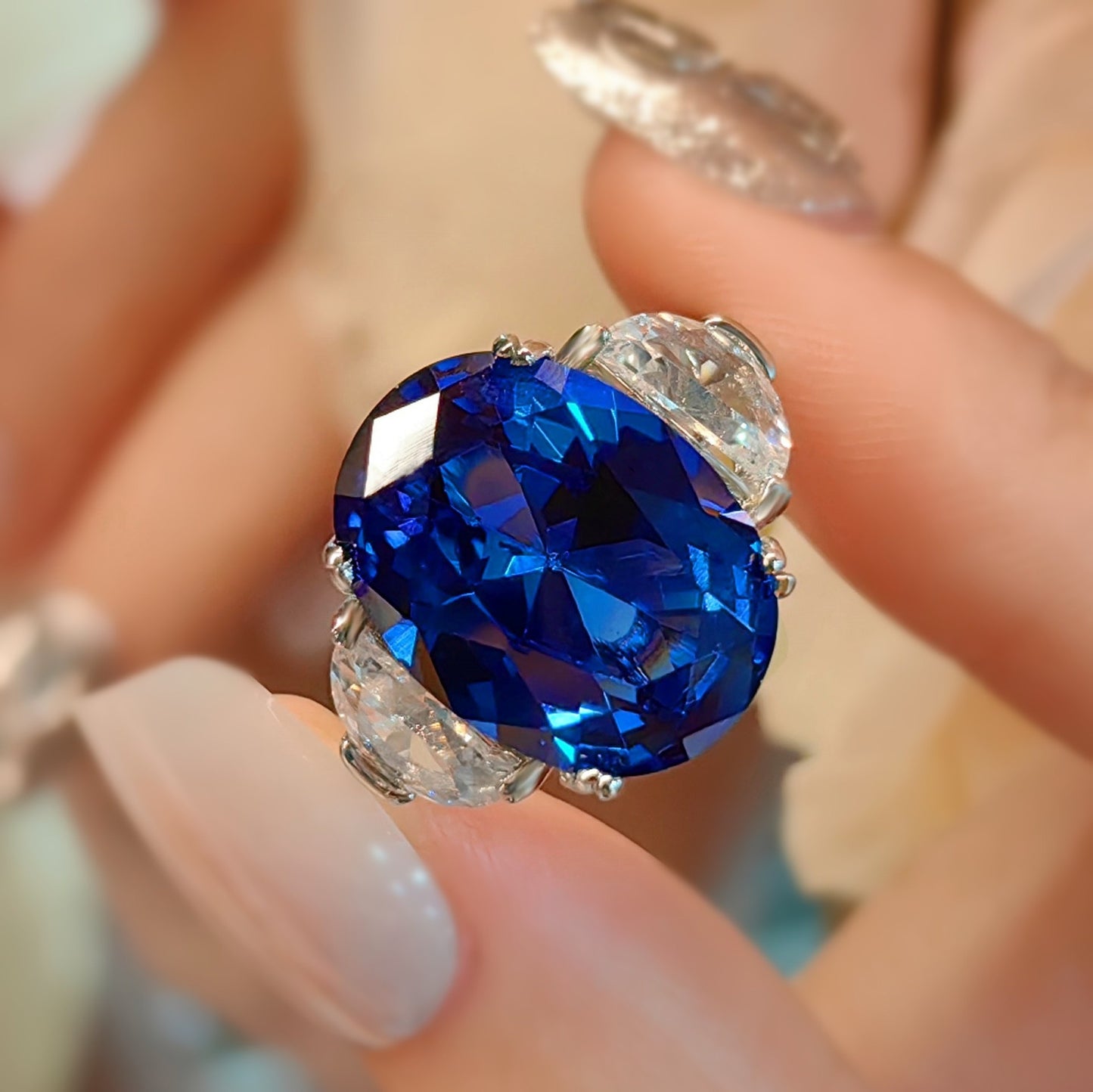 Fashionable Light Luxury Royal Blue Spinel Ring With Simple Temperament